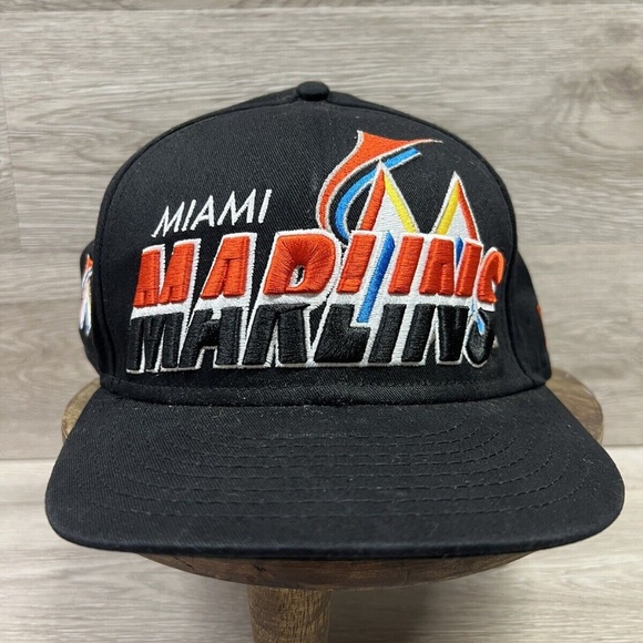 Miami Marlins Spell Out MLB New Era Baseball Cap Hat 9FIFTY Fitted Hat Black M-L - Picture 11 of 11